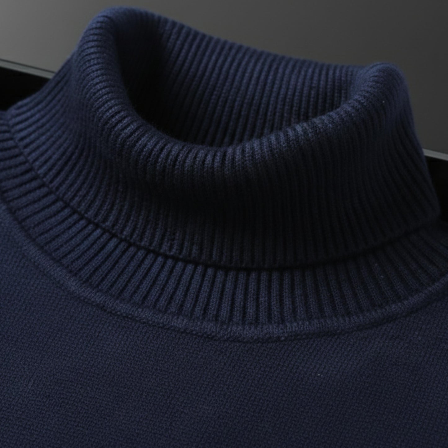 Men's Ribbed Turtleneck Knit Sweater With Long Sleeves And Structured Fit-Jivoca