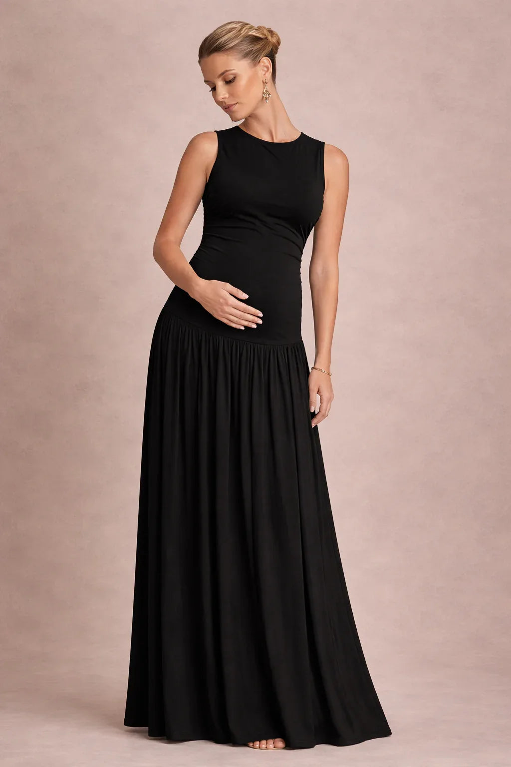 Sleeveless Maternity Maxi Dress with Round Neck-Jivoca