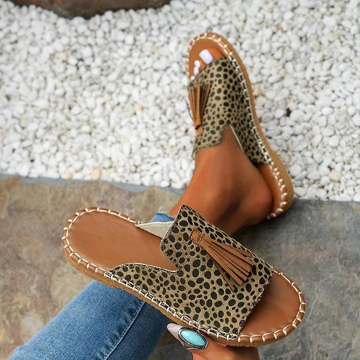 Women's Flat Sandals With Cushioned Footbed-Jivoca