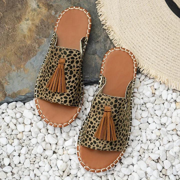 Women's Flat Sandals With Cushioned Footbed-Jivoca