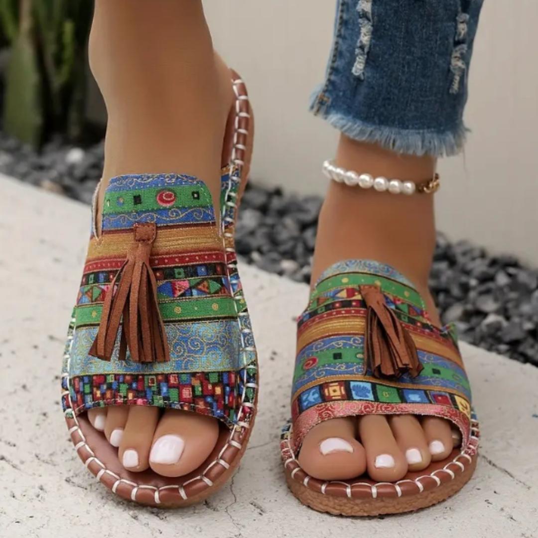 Women's Flat Sandals With Cushioned Footbed-Jivoca