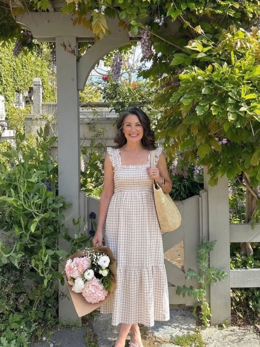 Women's Gingham Maxi Dress With Smocked Bodice And Flutter Sleeves-Jivoca