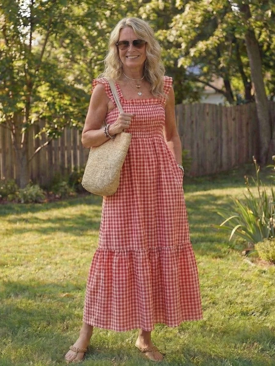 Women's Gingham Maxi Dress With Smocked Bodice And Flutter Sleeves-Jivoca