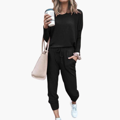 Women’s two-piece set with long sleeves and trousers-Jivoca